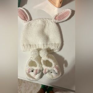 Baby  sets.  Pumpkin 1.   Easter 1.     Shoes 1.   Newborn+